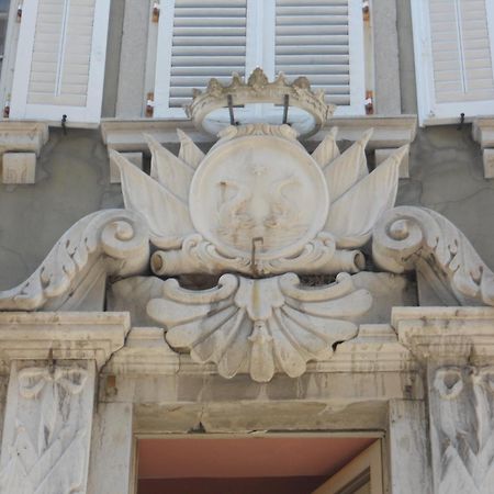 מלון טריאסטה Palazzo Brigido מראה חיצוני תמונה