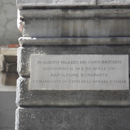 מלון טריאסטה Palazzo Brigido מראה חיצוני תמונה